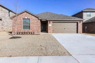 1005 NW 5TH ST Newcastle, OK 73065